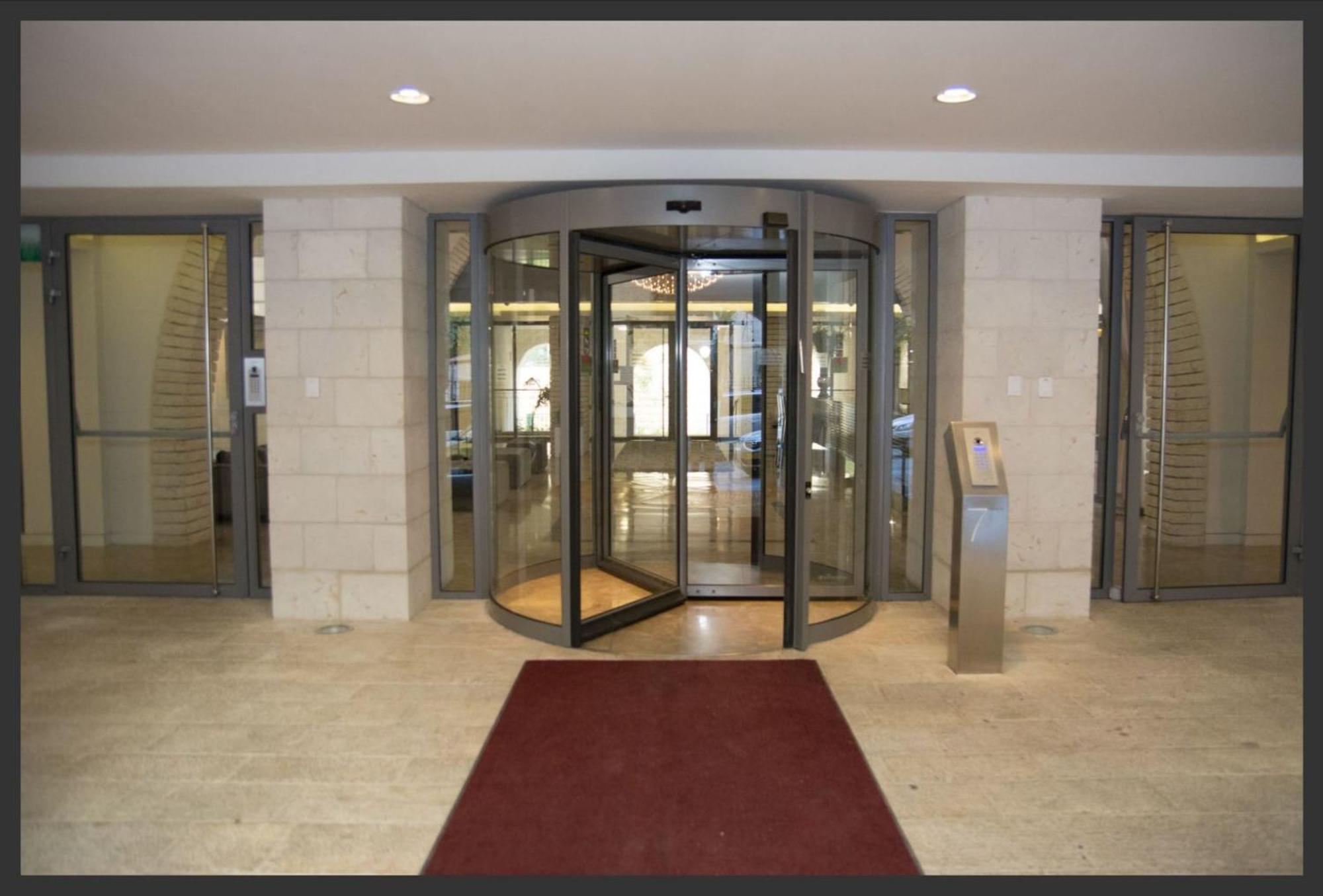 Kook Isrentals - Aparthotels In City Center Jerusalem Eksteriør bilde